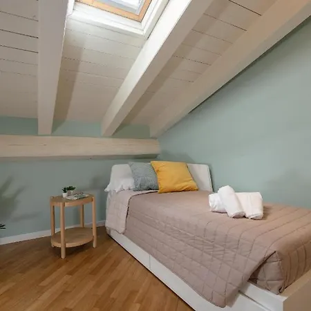 Lejlighed Center Duplex Elegant With Netflix Parma