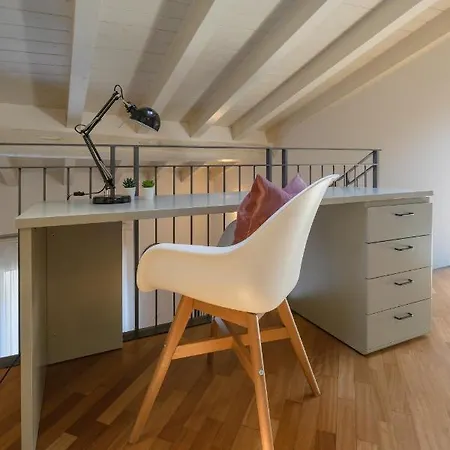 Apartment Center Duplex Elegant With Netflix Parma