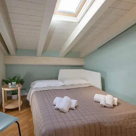 Center Duplex Elegant With Netflix Appartement Parme