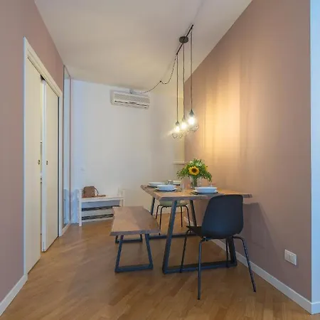 Apartment Center Duplex Elegant With Netflix *
