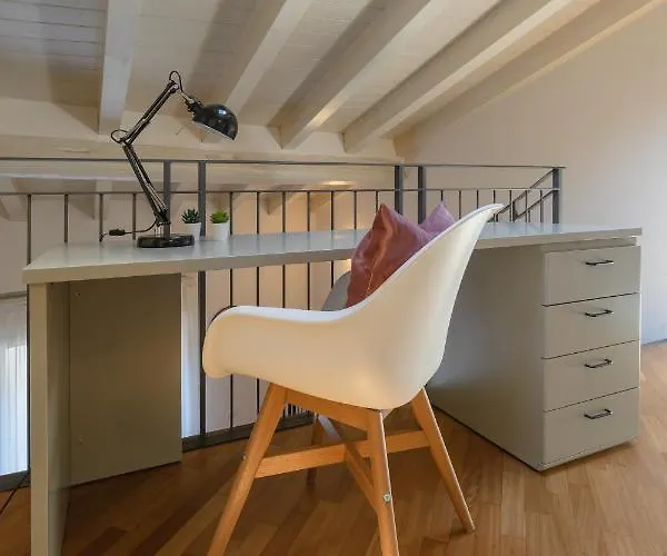 Apartament Center Duplex Elegant With Netflix Parma