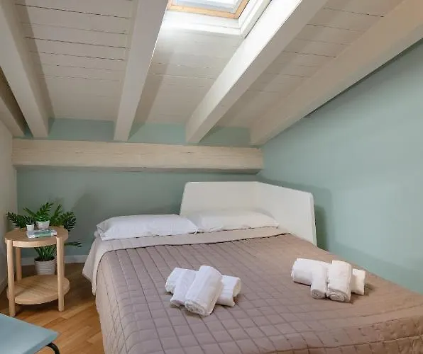 Center Duplex Elegant With Netflix Apartament Parma