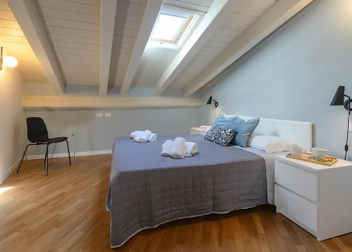 Apartament Center Duplex Elegant With Netflix Parma