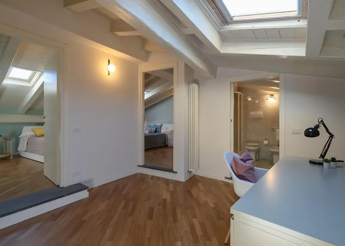 Apartament Center Duplex Elegant With Netflix Parma